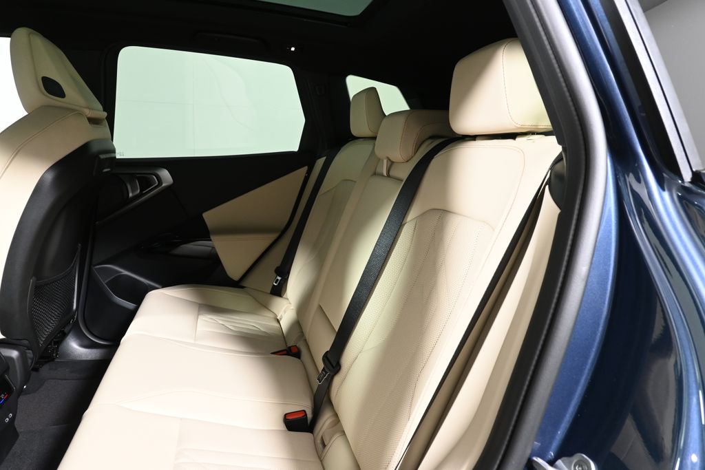 Thumbnail: 2026 BMW X3 - 4