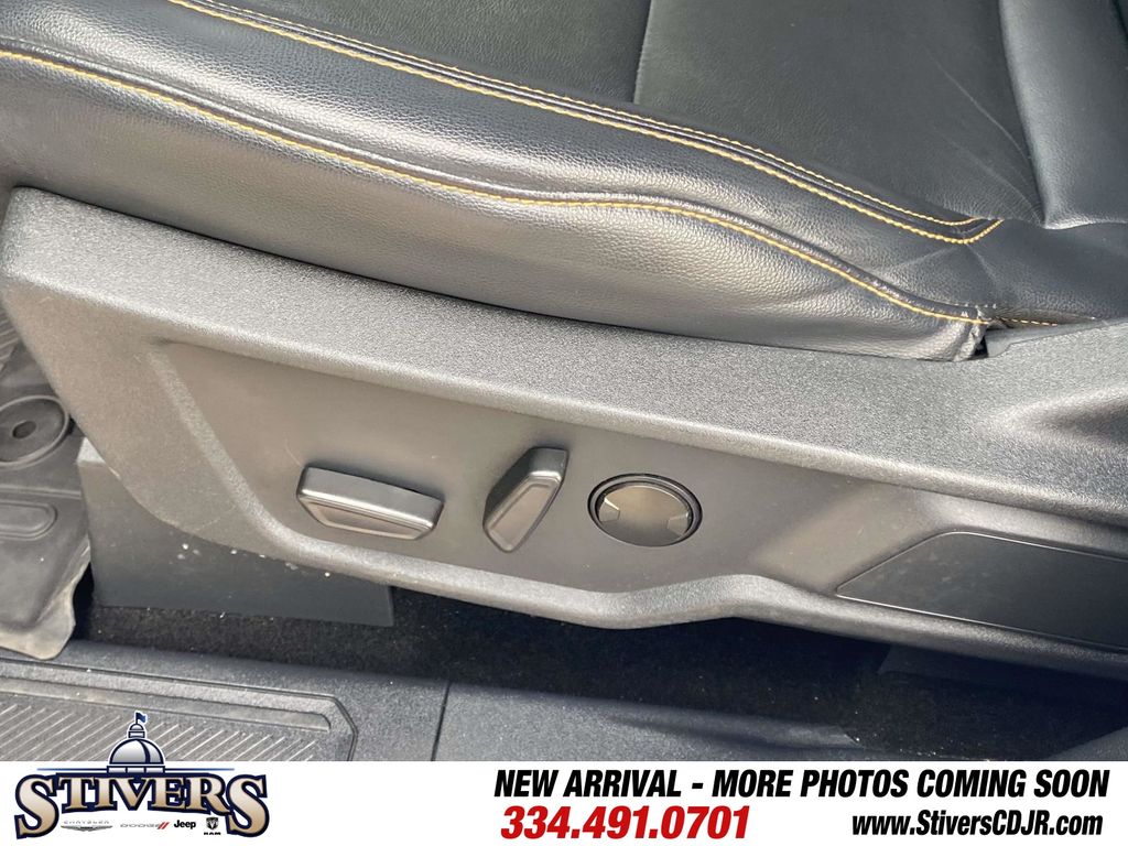 2022 Oxford White Ford Bronco Badlands 4X4 SUV