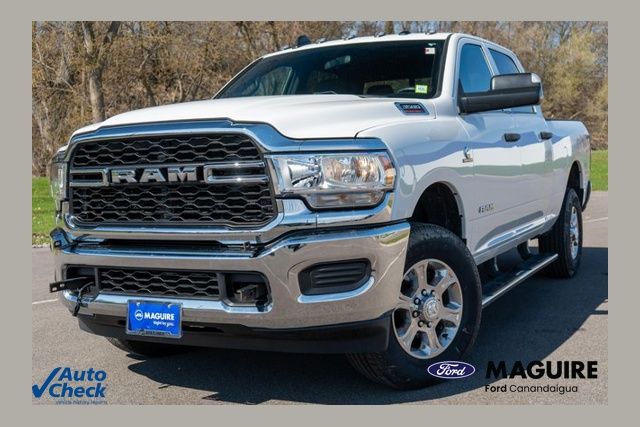 Bright White Clearcoat 2021 RAM 3500 Pickup Truck Four-Wheel Drive 6-Speed Automatic