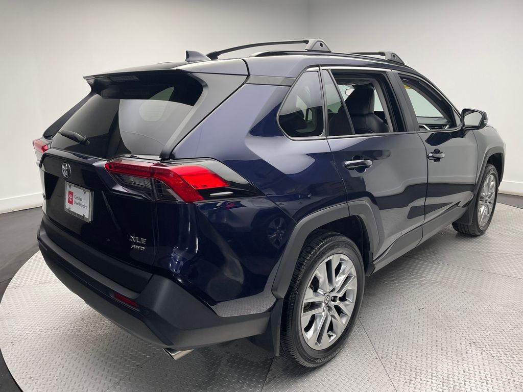 2024 Toyota RAV4 XLE Premium 5