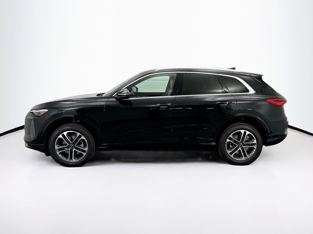 Thumbnail: 2025 Audi Q5 - 8