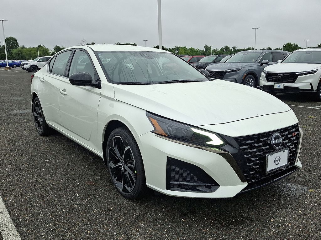 Thumbnail: 2025 Nissan Altima - 2