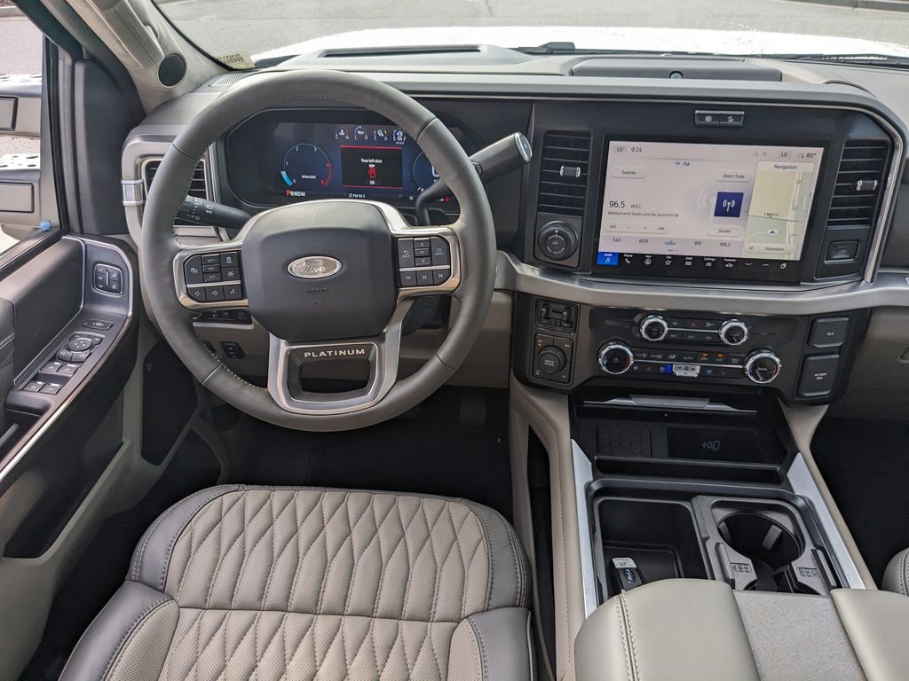 2025 Ford F-250 Super Duty Platinum