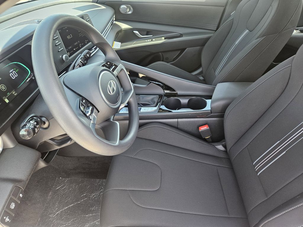 2026 Hyundai Elantra Hybrid