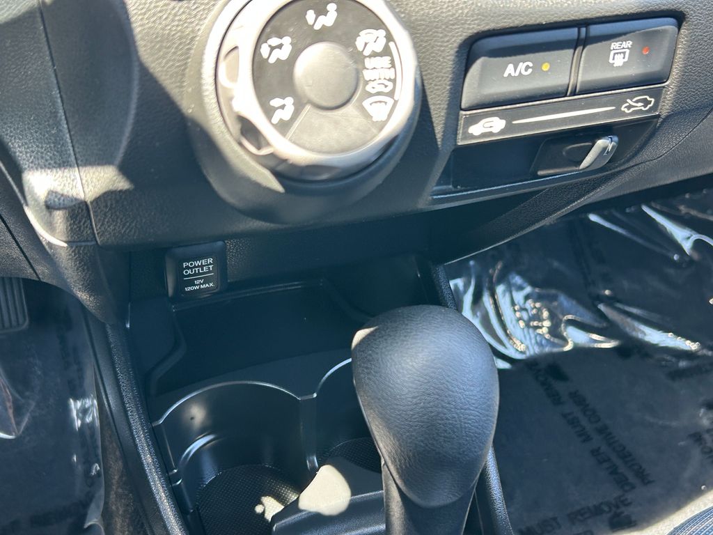 Thumbnail: 2011 Honda Fit - 24