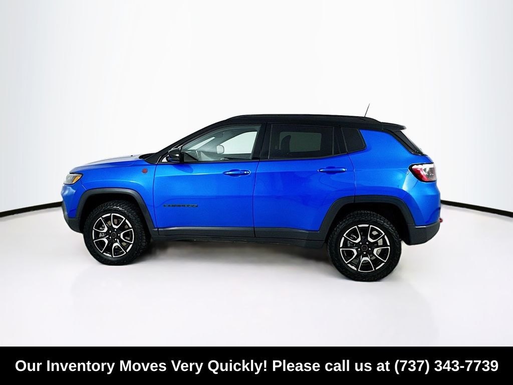 Used Car 2025 Jeep Compass  Trailhawk For Sale Under $25,000 In Austin, Texas