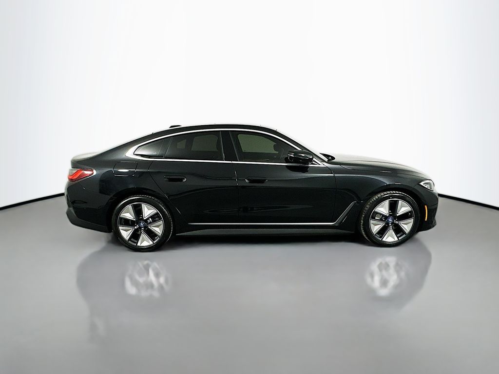 Thumbnail: 2023 BMW i4 - 4