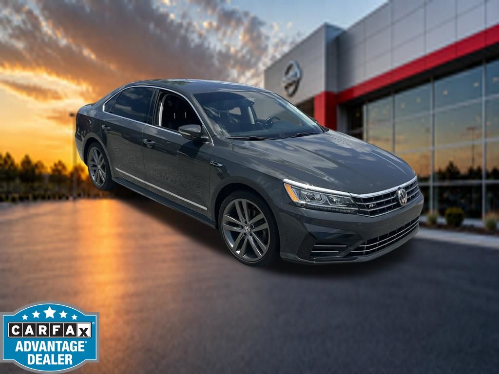 2017 Volkswagen Passat 1.8T R-Line
