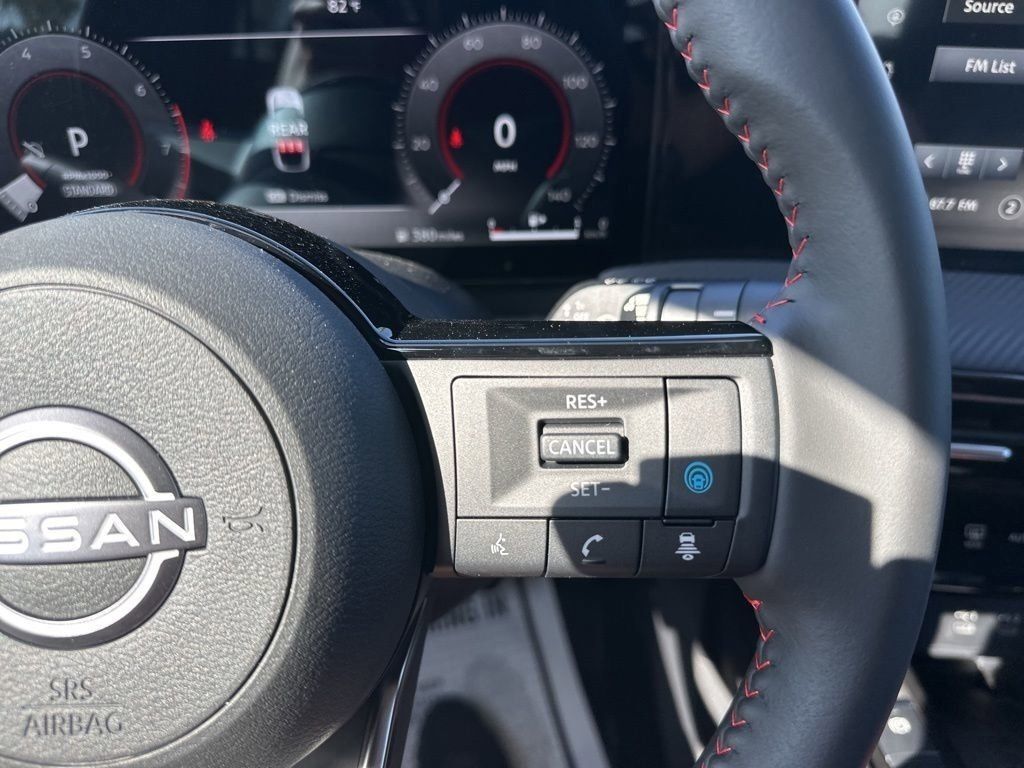 2025 Super Black Nissan Kicks SR FWD SUV