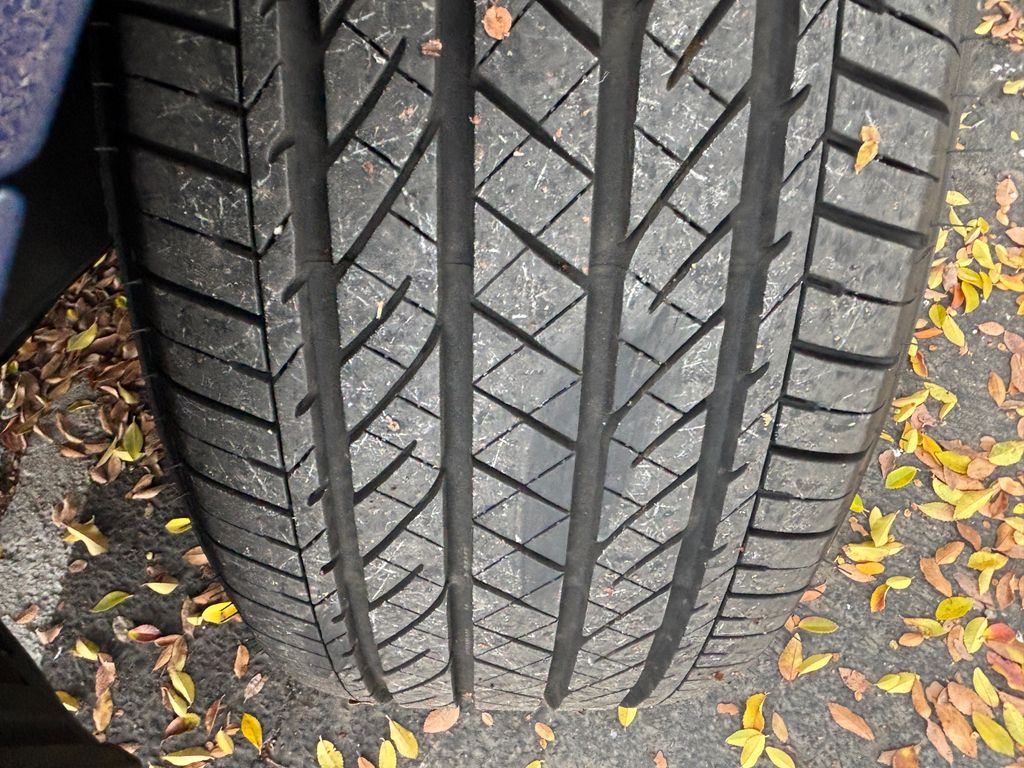 Thumbnail: 2025 Toyota Camry - 32