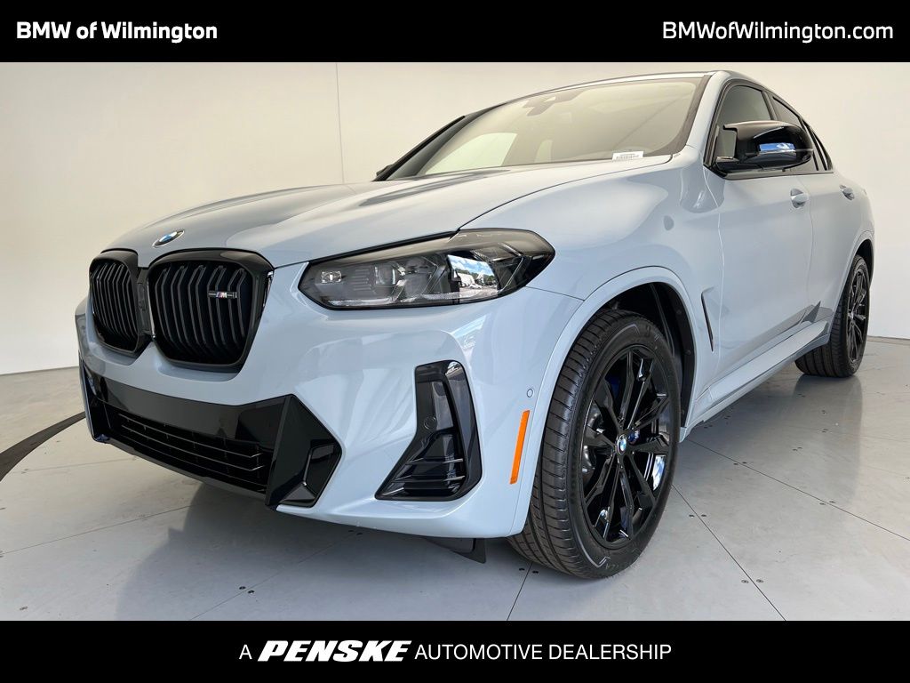 Thumbnail: 2025 BMW X4 - 1