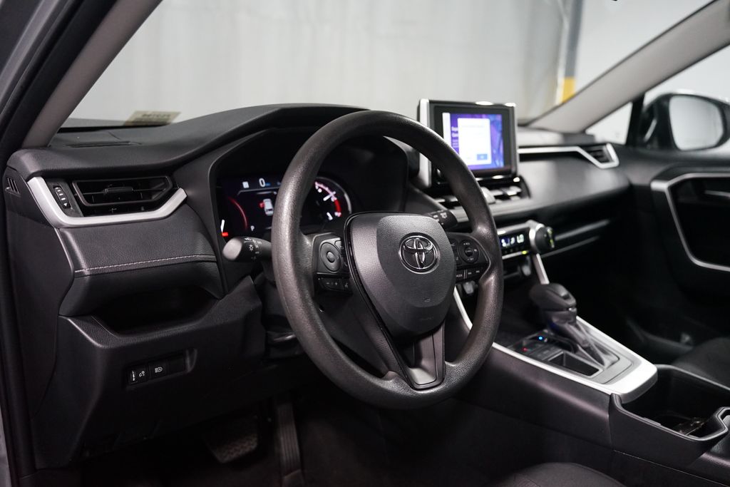 Thumbnail: 2024 Toyota RAV4 - 15