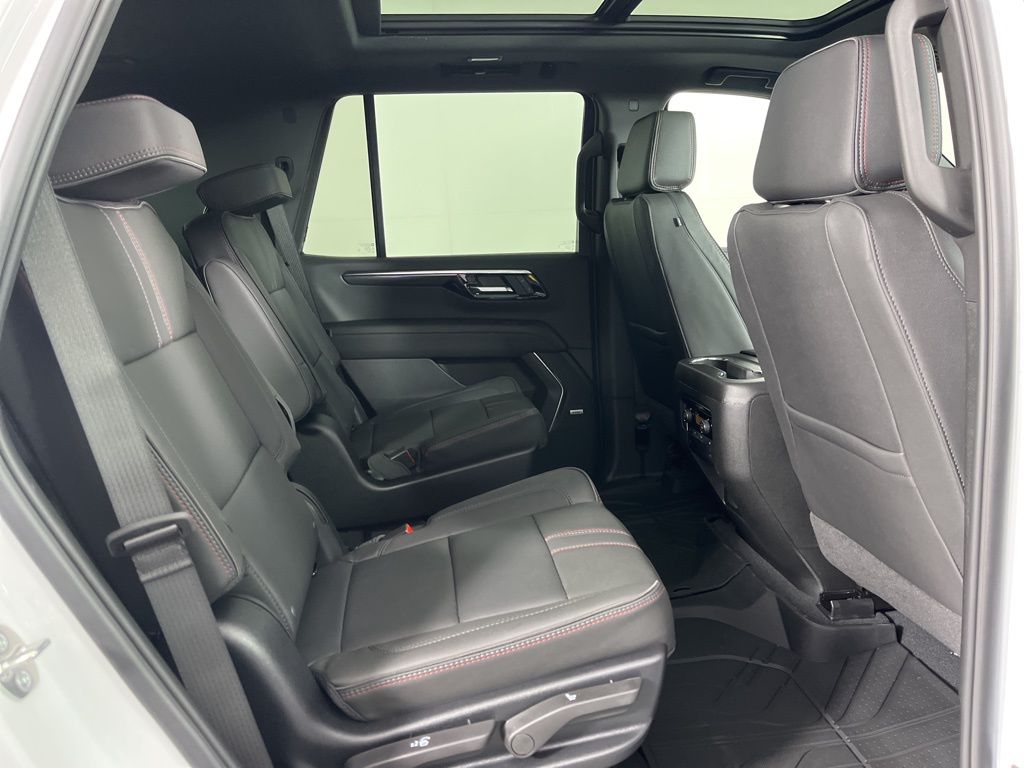 Thumbnail: 2026 Chevrolet Tahoe - 8