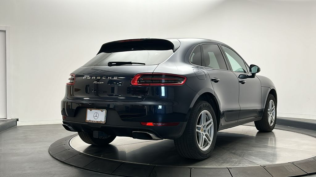 2018 Porsche Macan Base 7