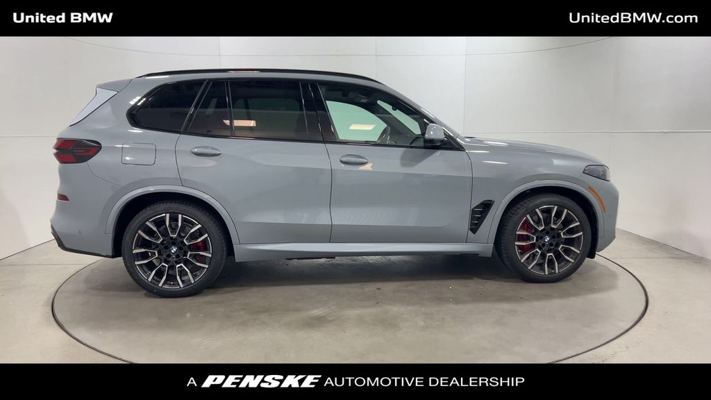 2025 BMW X5 xDrive50e 9