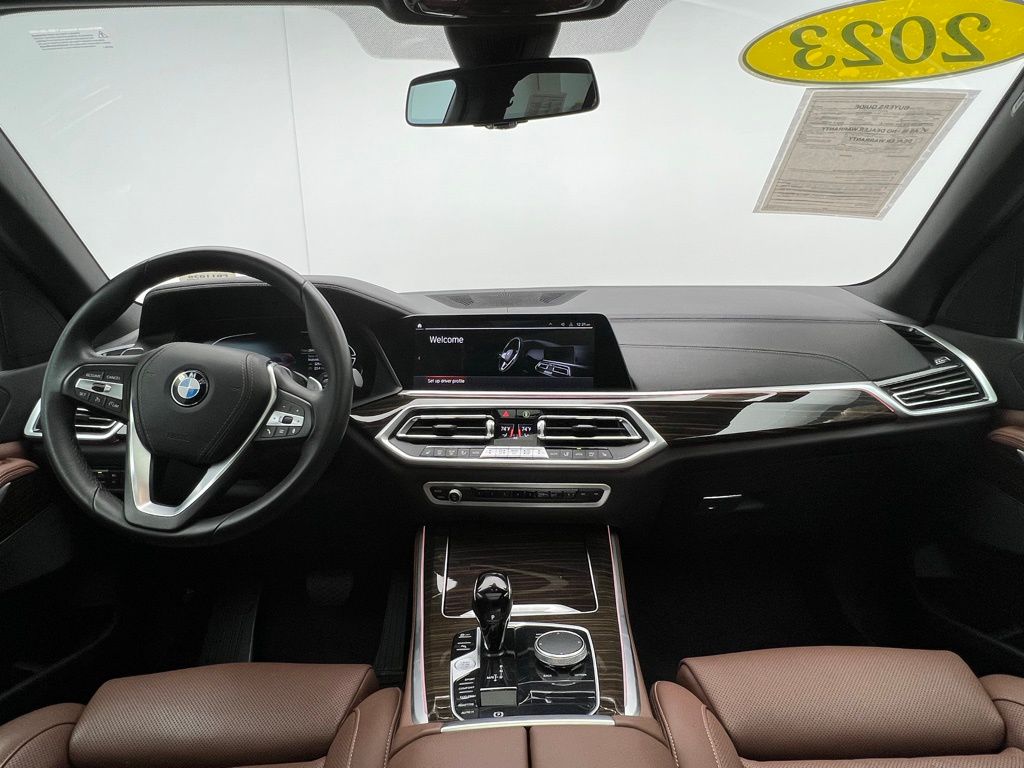 Thumbnail: 2023 BMW X5 - 10