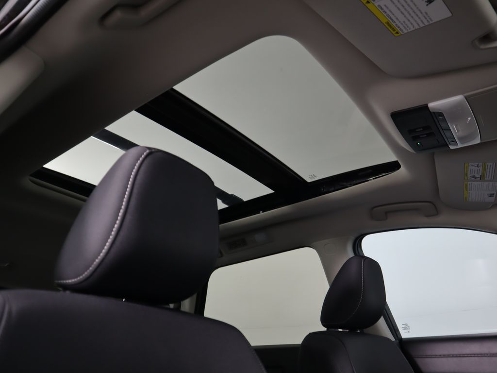 Thumbnail: 2022 Nissan Pathfinder - 18