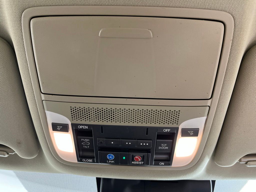 Thumbnail: 2016 Acura MDX - 30