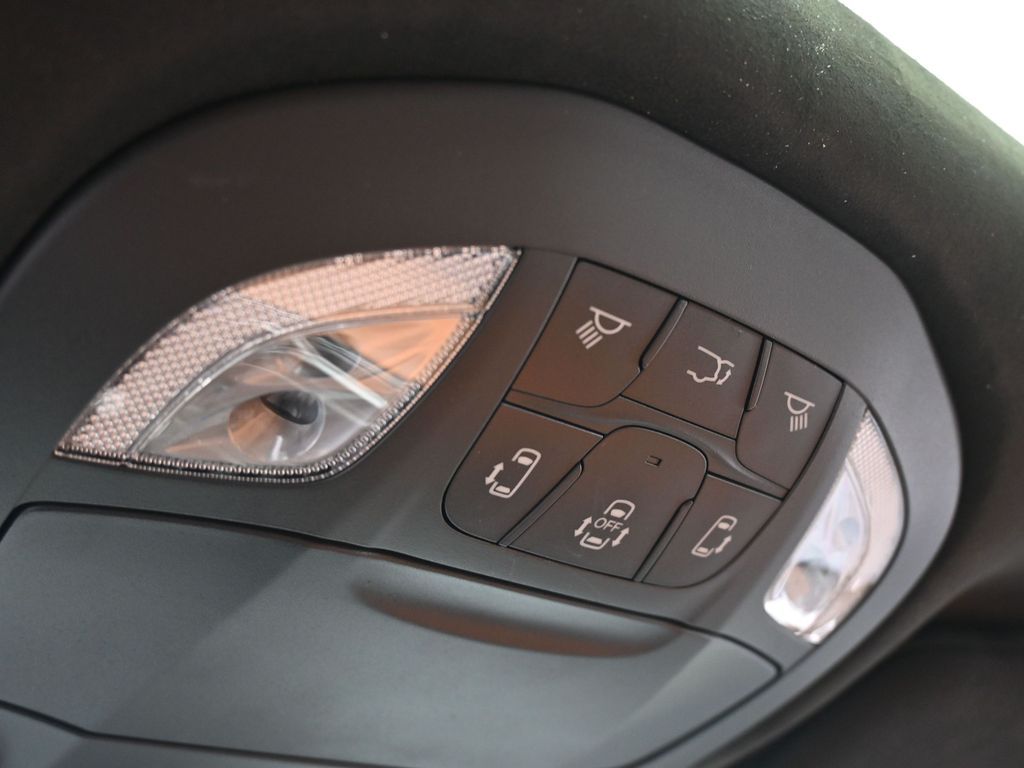 New 2026 Bright White Clearcoat Chrysler Pinnacle image 24