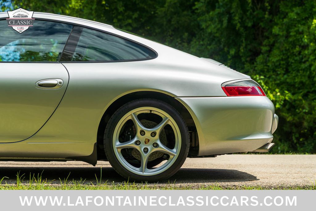 2002 Porsche 911 Carrera 21
