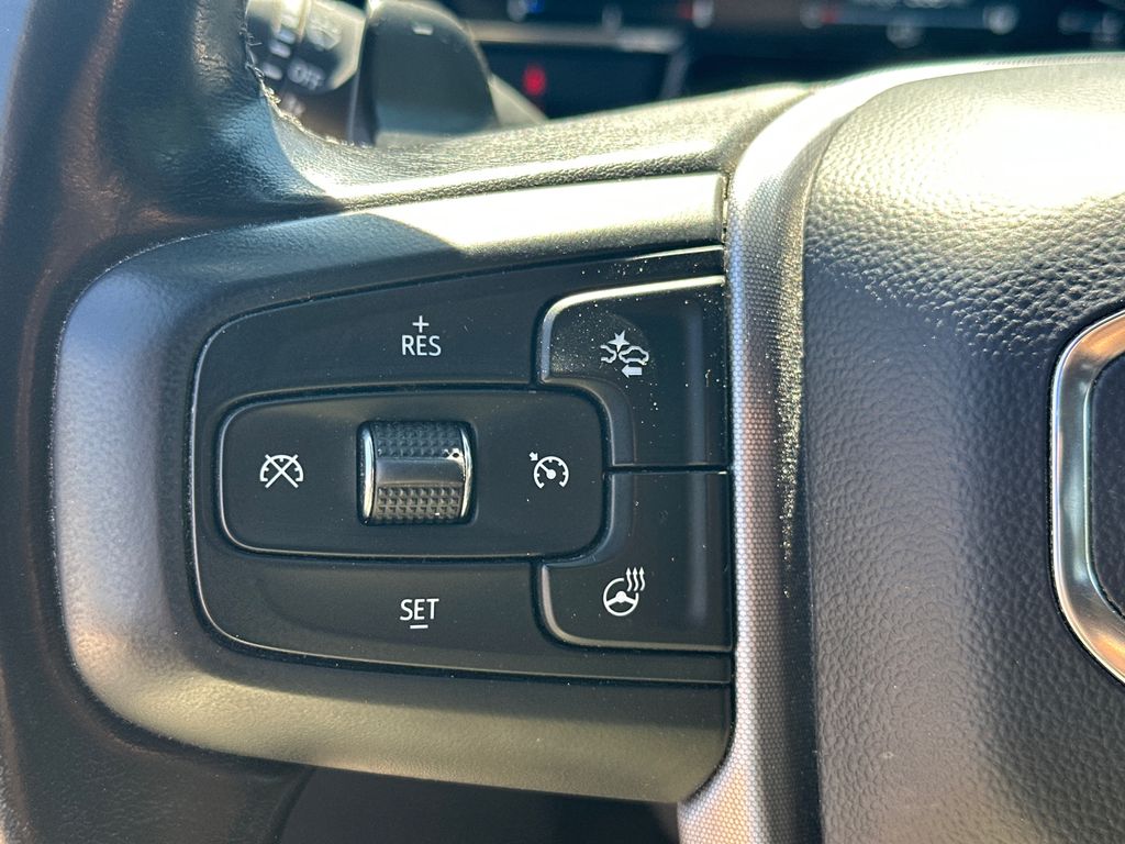 Used 2022 Onyx Black GMC Elevation image 24
