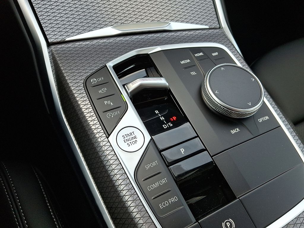 Thumbnail: 2026 BMW 3 Series - 7