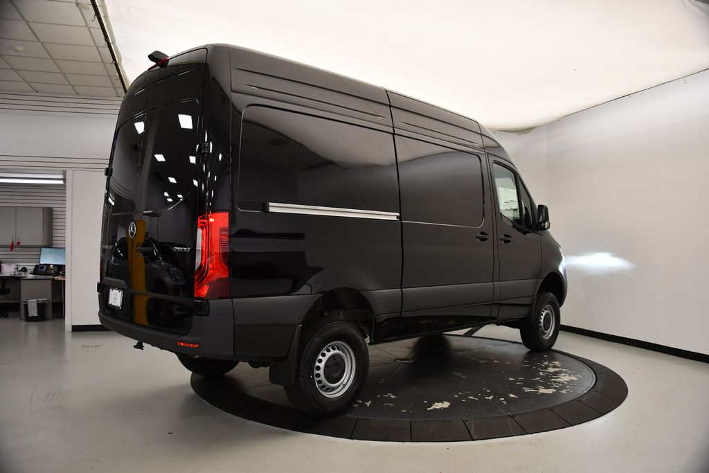 2025 Mercedes-Benz Sprinter 2500 6