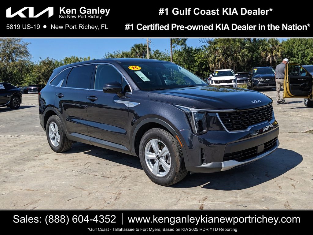 2025 Kia Sorento LX FWD