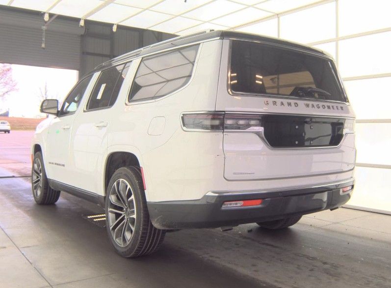 2022 Jeep Grand Wagoneer
