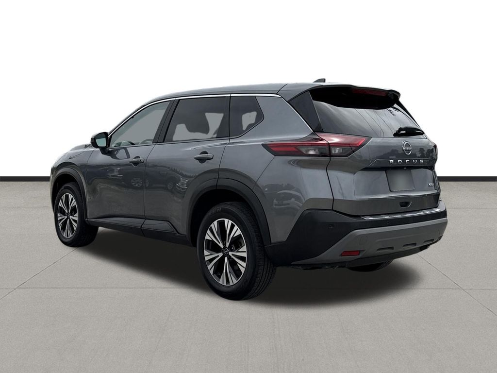 2023 Nissan Rogue SV - 6