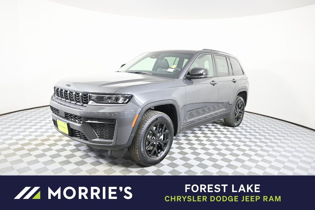 2026 Jeep Grand Cherokee Laredo