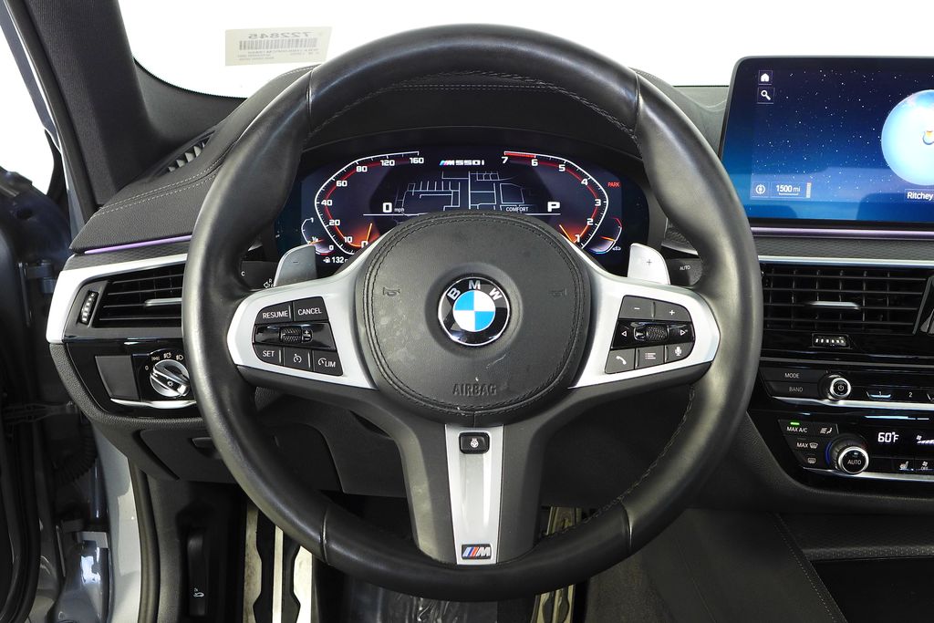 Thumbnail: 2023 BMW 5 Series - 27