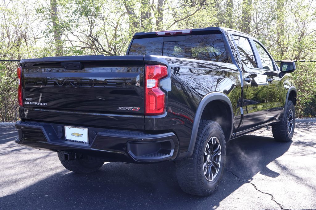 2022 Chevrolet Silverado 1500 ZR2 8