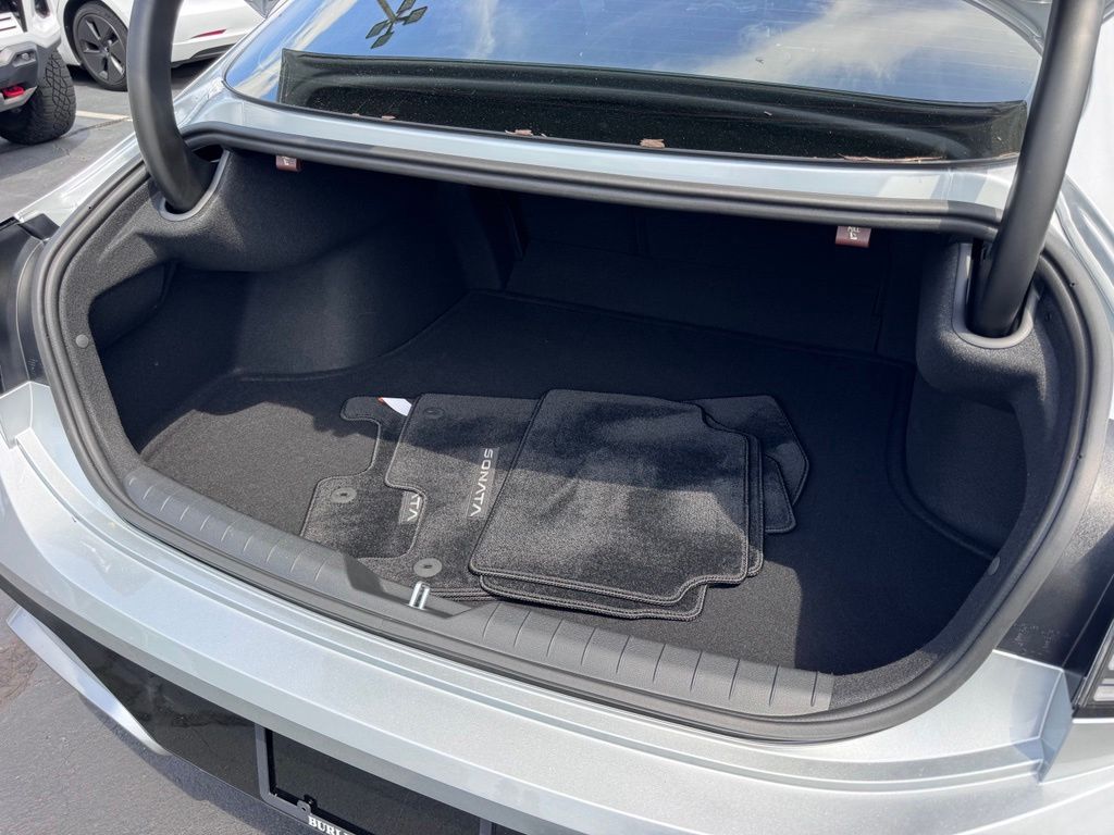 HyundaiSonata Hybrid38