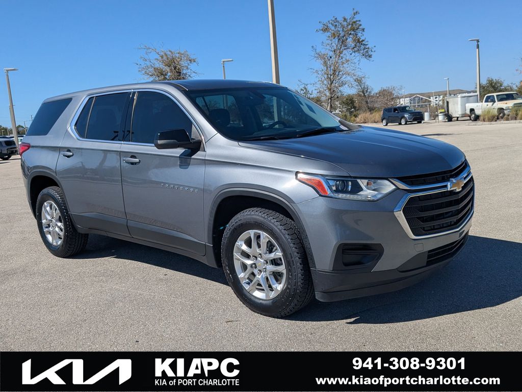 2021 Chevrolet Traverse LS FWD