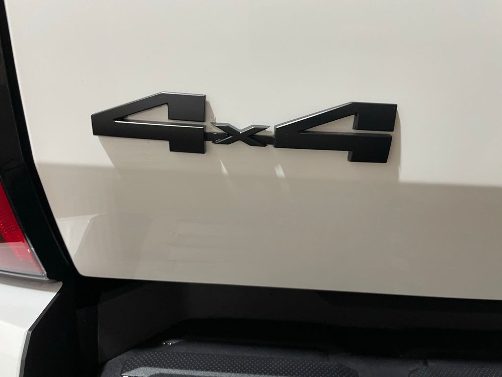 Thumbnail: 2026 Toyota Tundra - 18