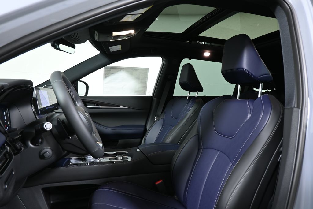 Thumbnail: 2026 INFINITI QX60 - 13