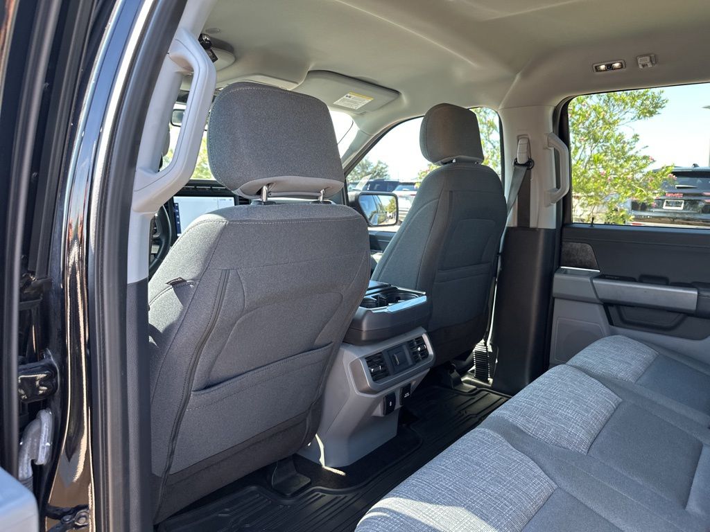 Used Car 2021 Ford F-150  Xlt For Sale Under $40,000 In Austin, Texas