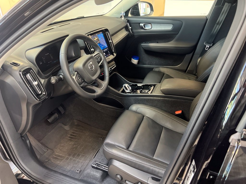 Certified Used 2024 Black Volvo B5 Plus Dark Theme image 9