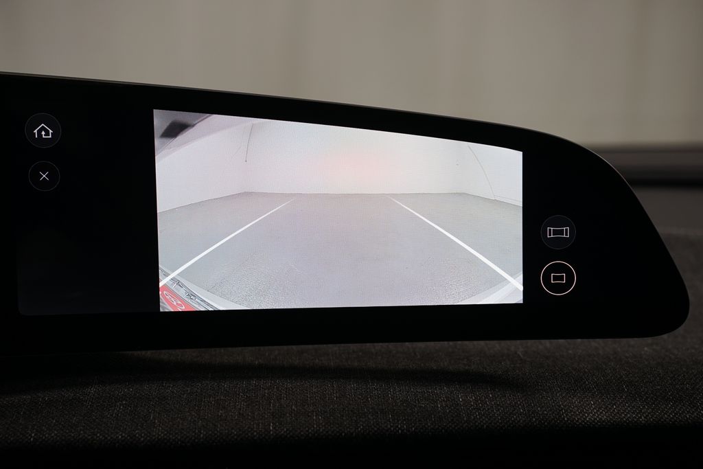 Thumbnail: 2023 Lucid Air - 21