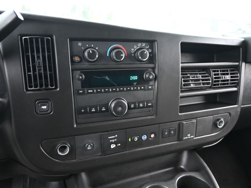 2020 Chevrolet Express Passenger RWD 3500 Extended Wheelbase LT