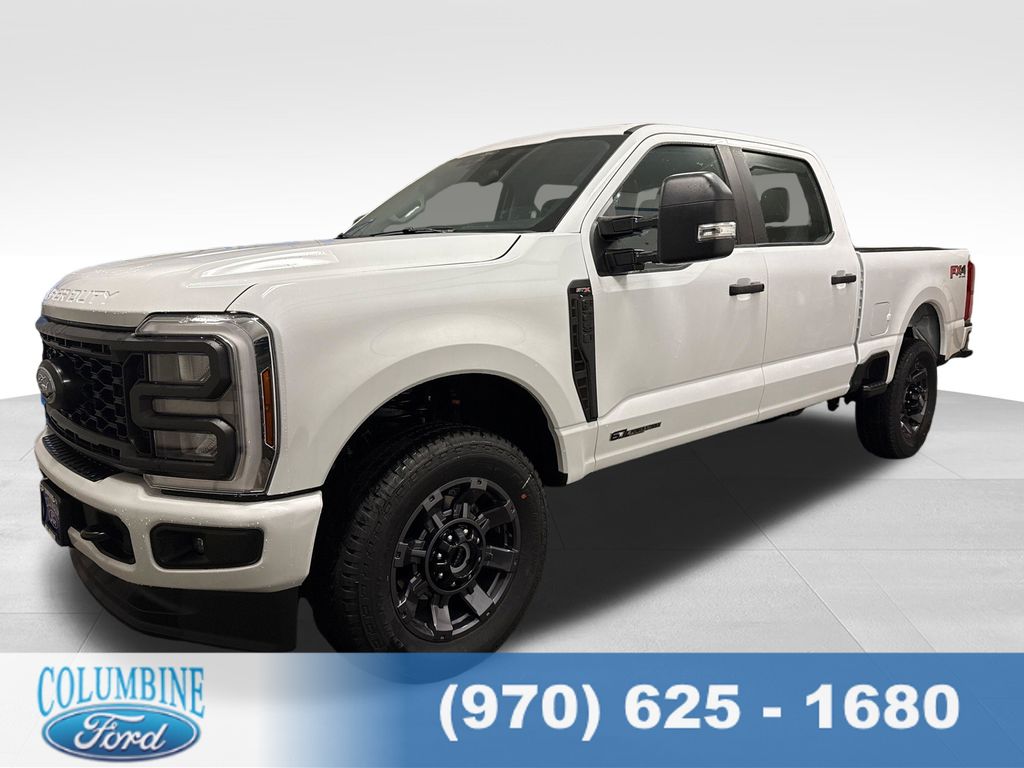 Oxford White 2026 Ford F-250 Super Duty XL Crew Cab 4WD Pickup Truck Four-Wheel Drive Automatic