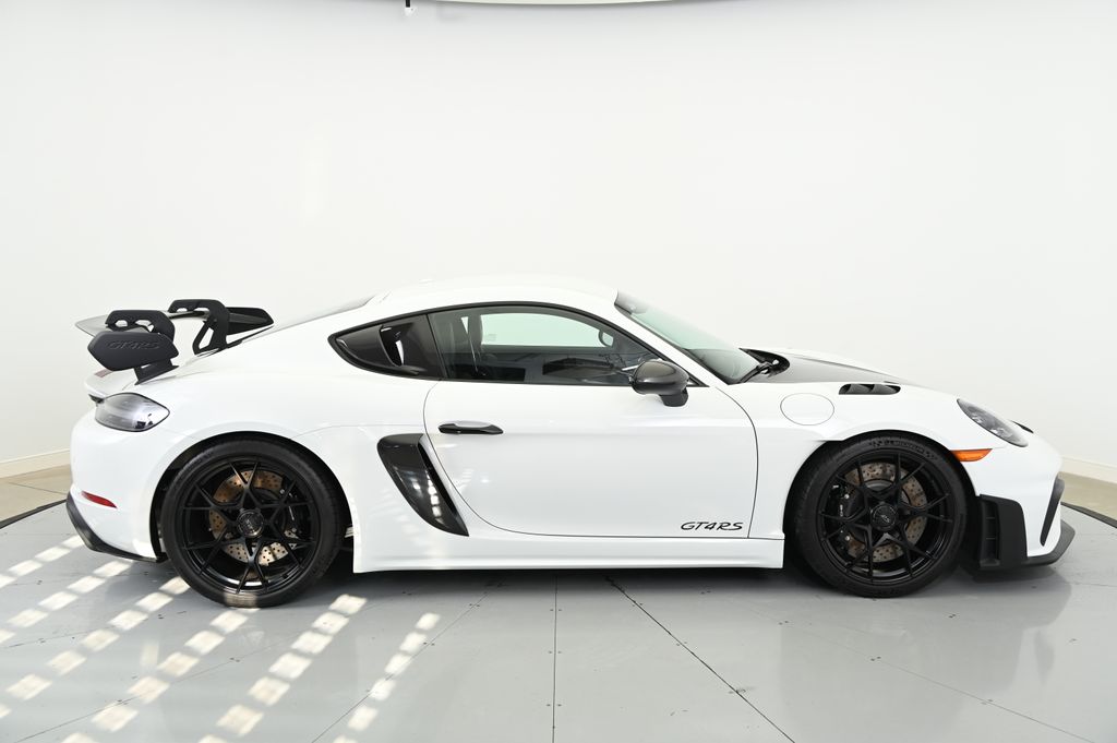 2023 Porsche 718 Cayman GT4 RS 2