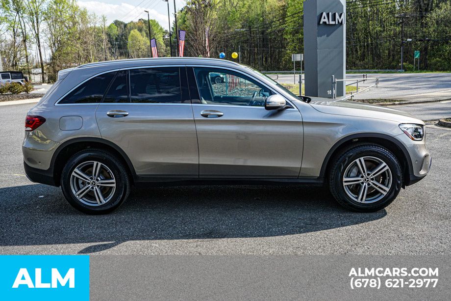 Used 2022 Silver Mercedes-Benz GLC 300 image 9