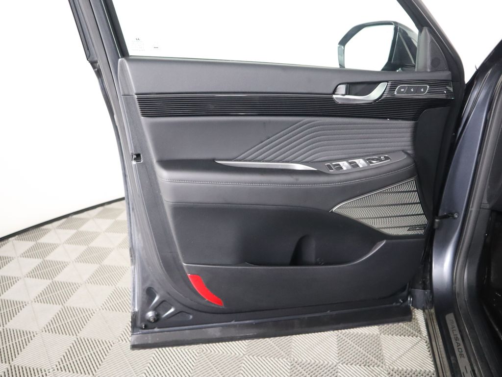 Thumbnail: 2025 Hyundai Palisade - 25