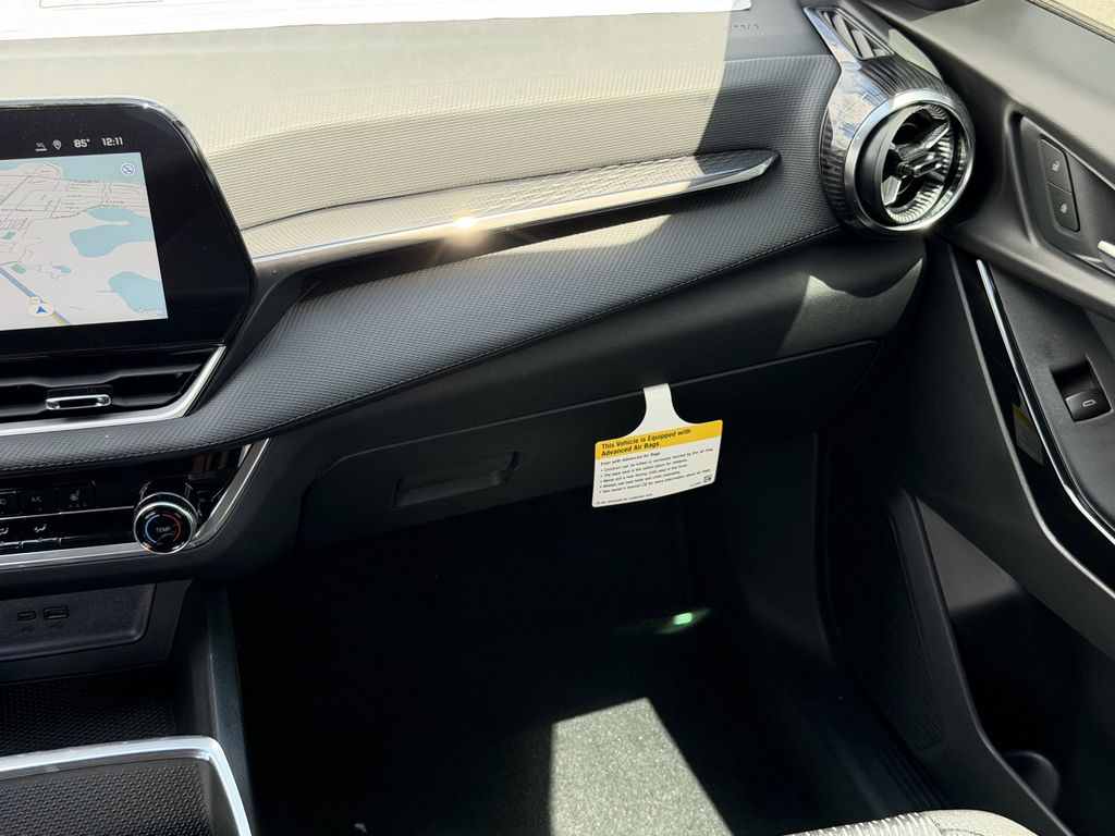 new 2026 Chevrolet Equinox car, priced at $25,295