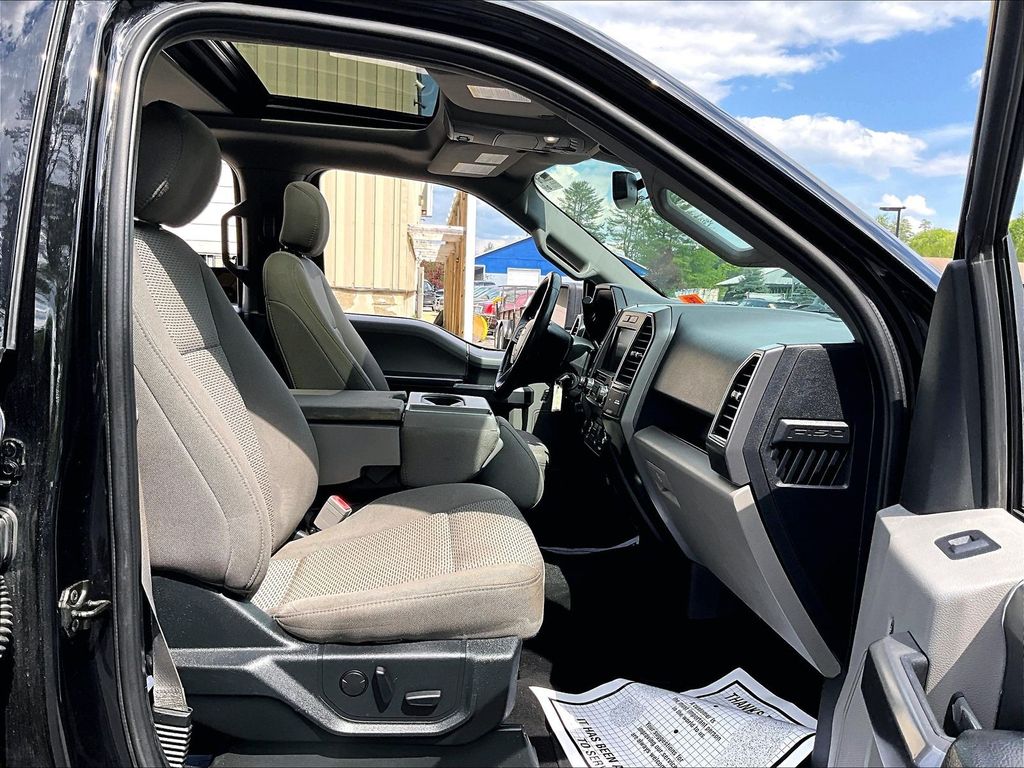 2019 Ford F-150 — photo 14