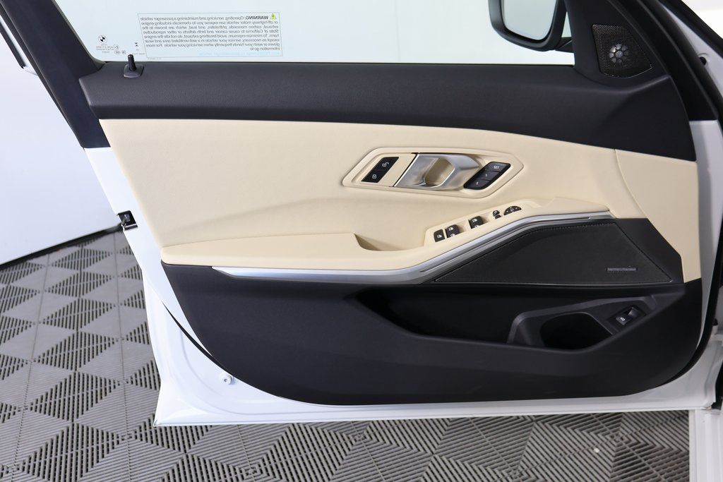 Thumbnail: 2026 BMW 3 Series - 7