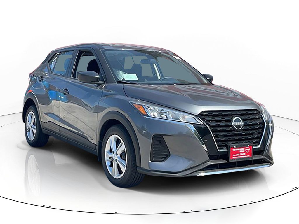 Gray (Gun Metallic) 2025 Nissan Kicks Play S FWD SUV / Crossover Front-Wheel Drive Continuously Variable Transmission