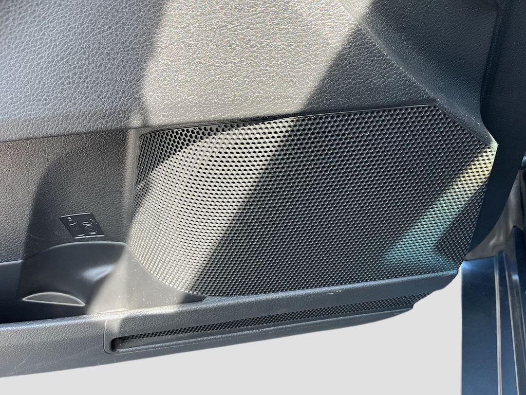 Used 2019 Gray Toyota Touring image 19
